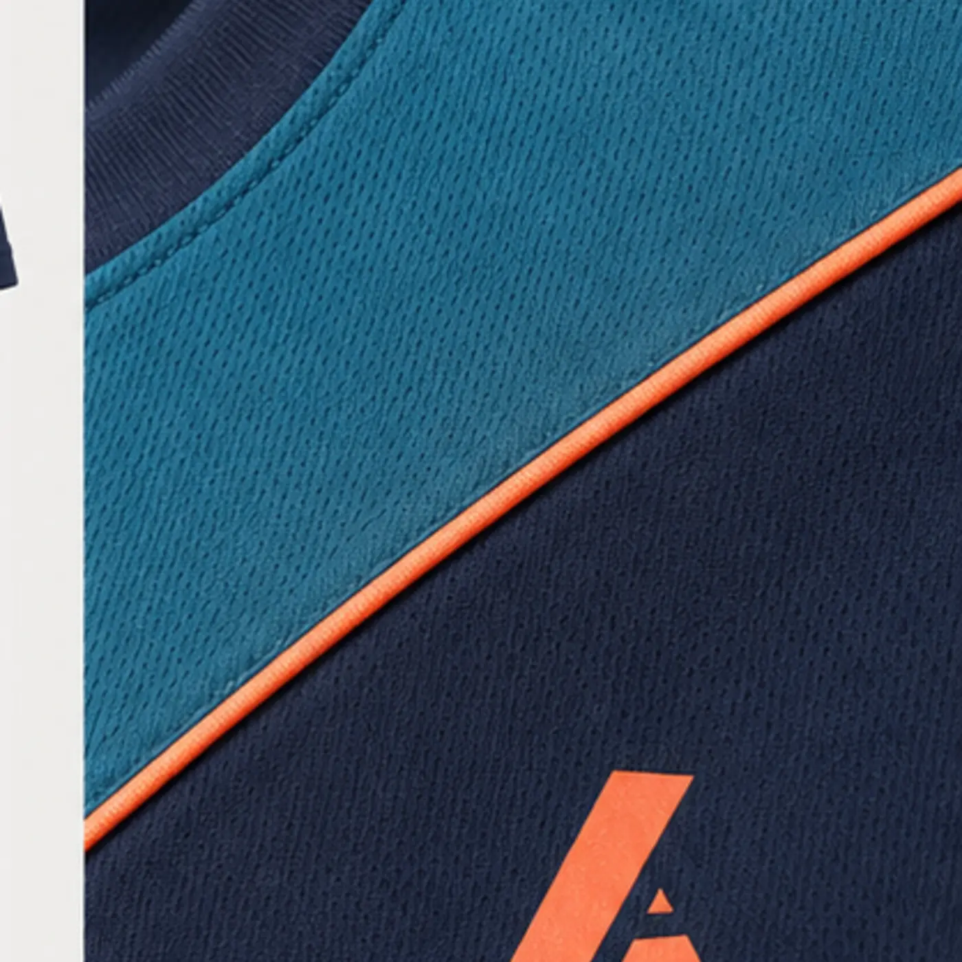 Performance T-Shirt Reference 01 — fabric and construction detail
